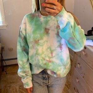 Tiedye boutique sweatshirt